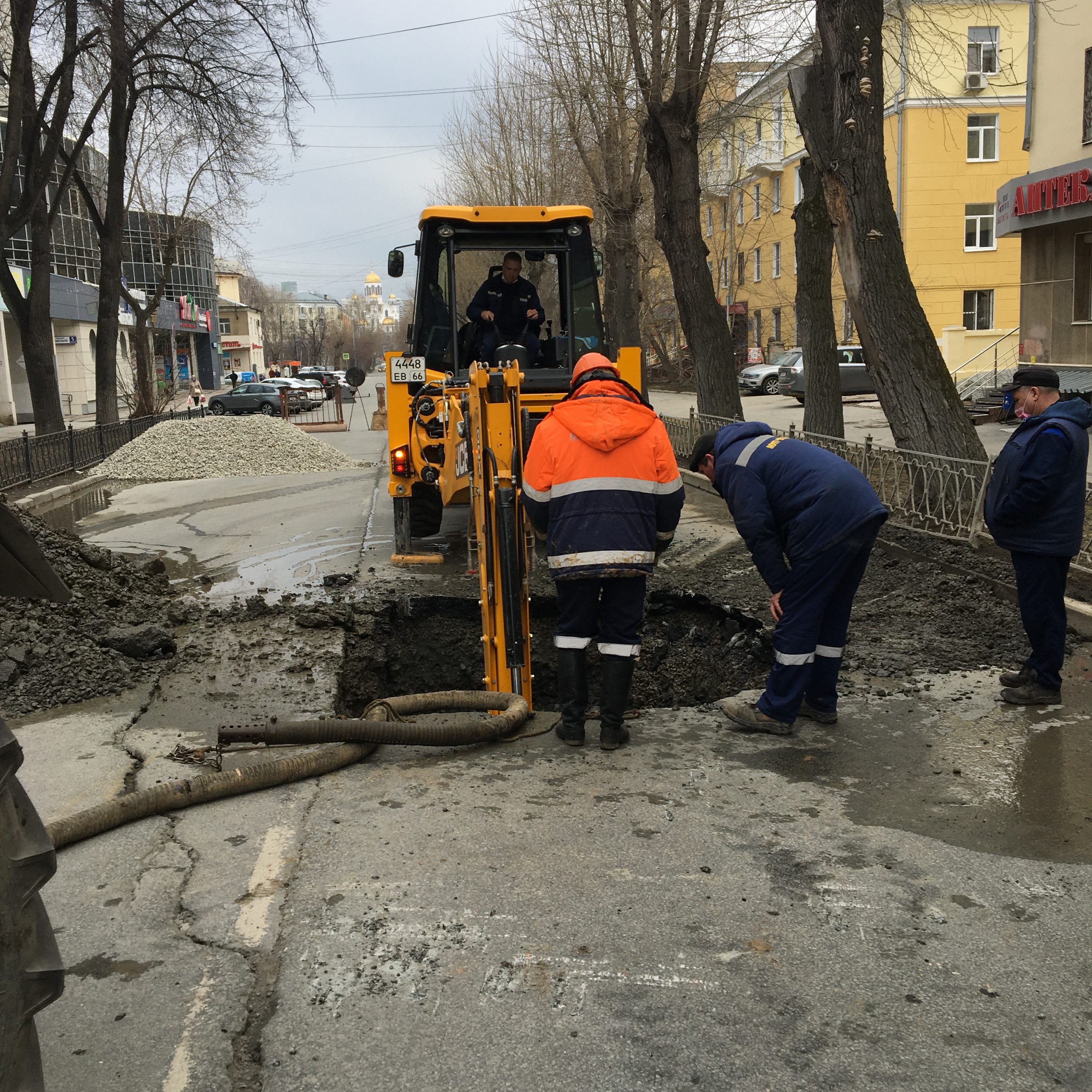 Аварийность на сетях водопровода Екатеринбурга снизилась на четверть -  Водоканал